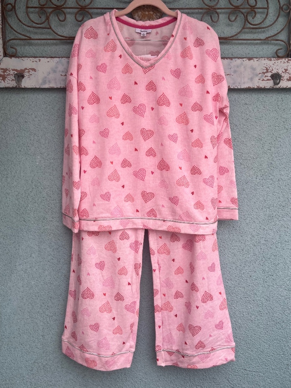Roudelain PJ Set  Super Soft and Comfy Mid Weight Butter Knit  Size M  NWT